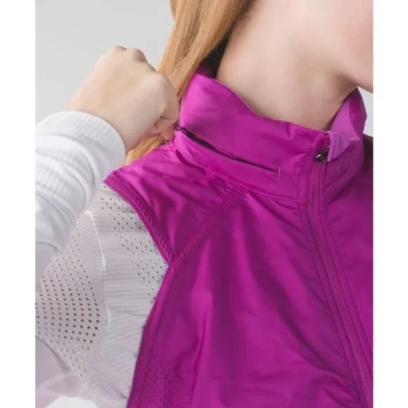 Lululemon Kanto Catch Me Vest in Ultra Violet Size 6 - Picture 3 of 4